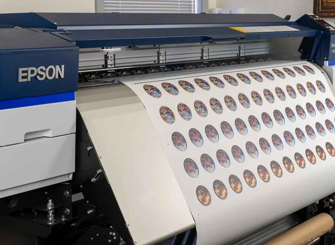 انواع استیکر لارج فرمت