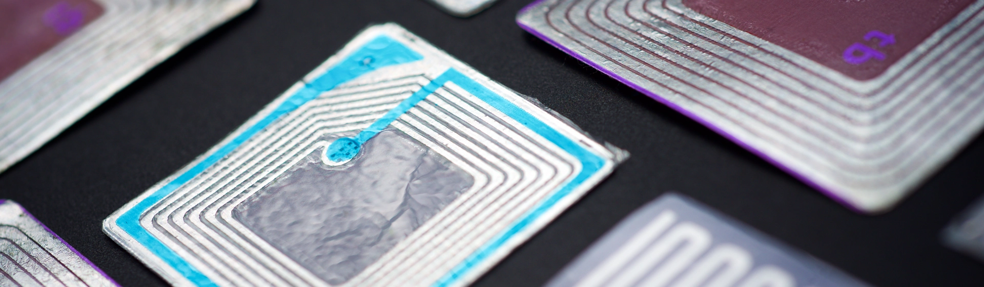 نوآوری در چاپ و بسته بندی: معرفی لیبل های هوشمند و واکنشی